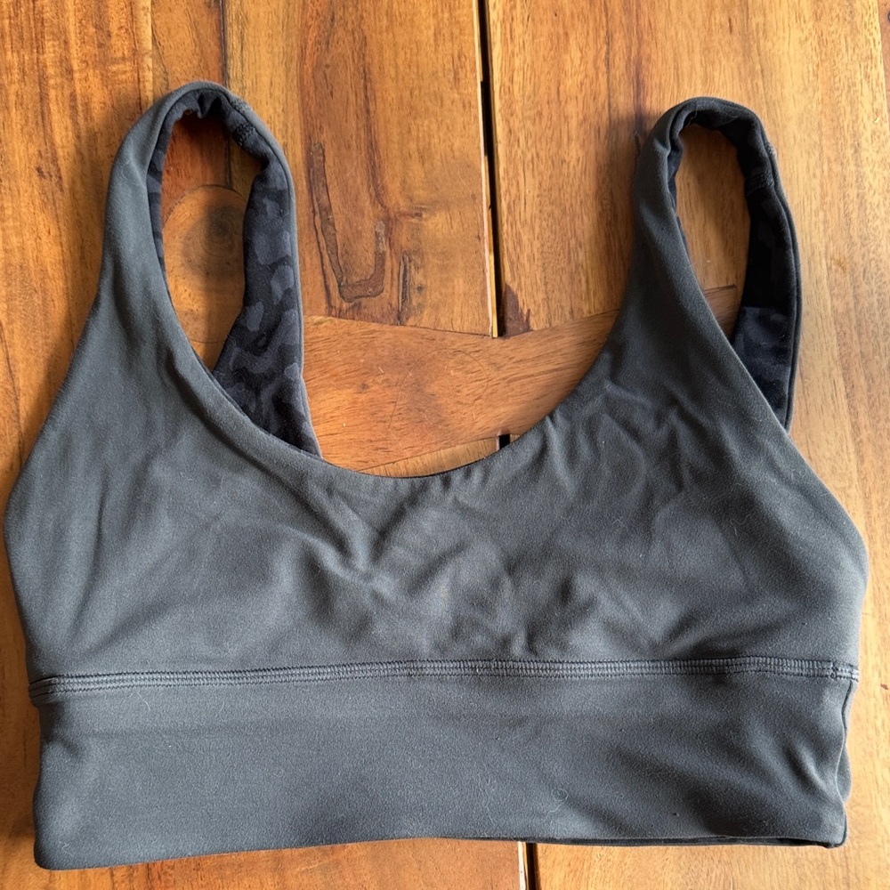 Lululemon rejuvenate reversible bra